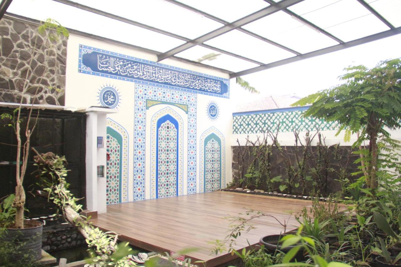 Bu Sepuh Guesthouse Sangkanurip Luaran gambar